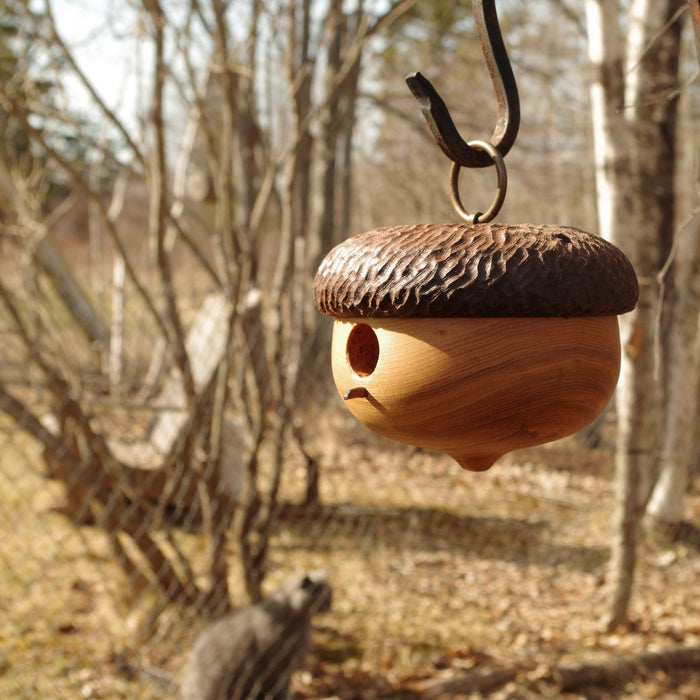 Acorn Garden Birdhouse - Cattails Woodwork