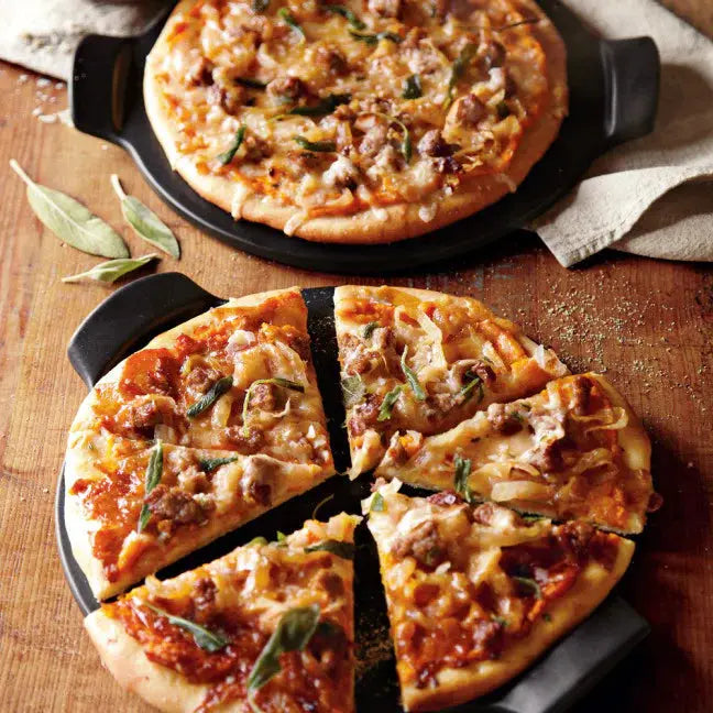 Emile Henry Smooth Pizza Stone - Burgundy EMILE HENRY