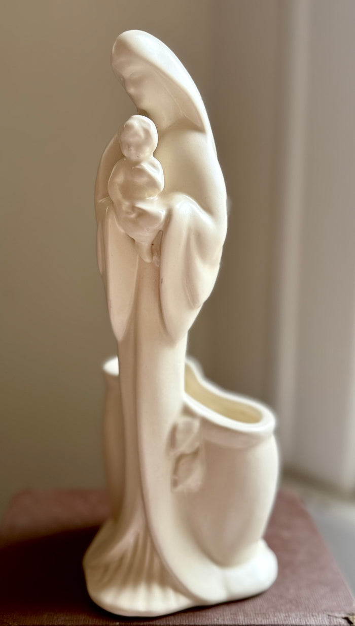 Haegar Mary and Child vase