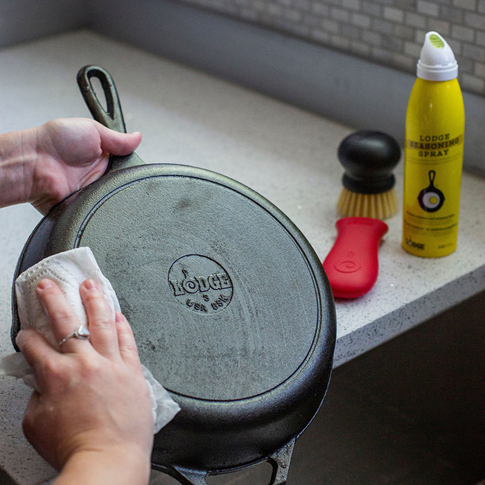 Lodge Seasoned Cast Iron Care Kit - Browns Kitchen