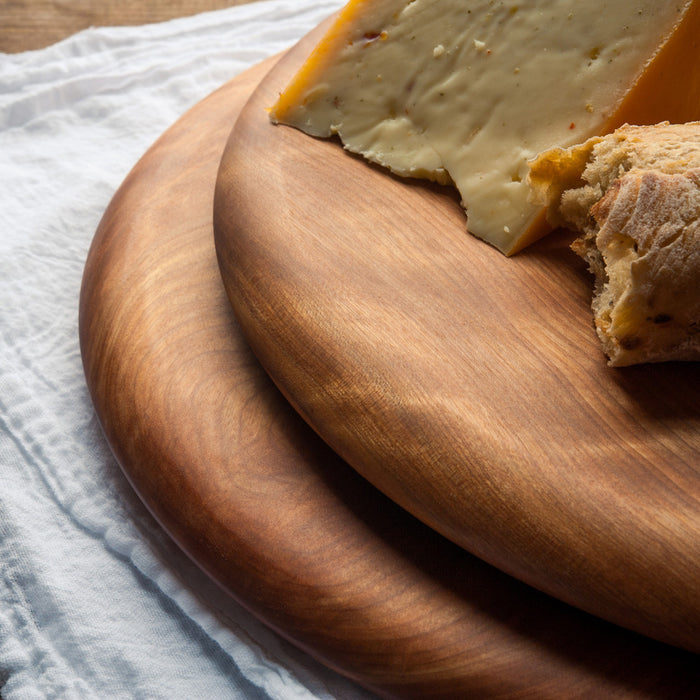 Round Cheese or Pizza Board - Cattails Woodwork