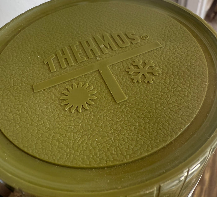 Vintage 1970s Thermos | Model 7202 Pint Size | Avocado Green with Beige Lid