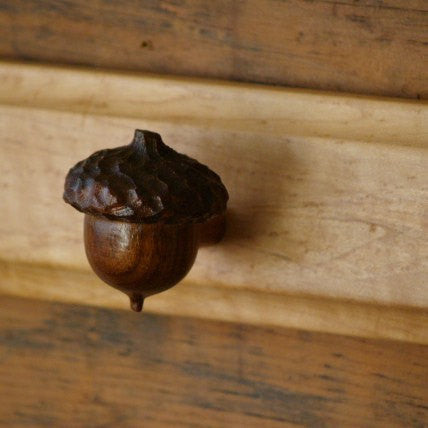 Woodland Acorn Hanger - Cattails Woodwork